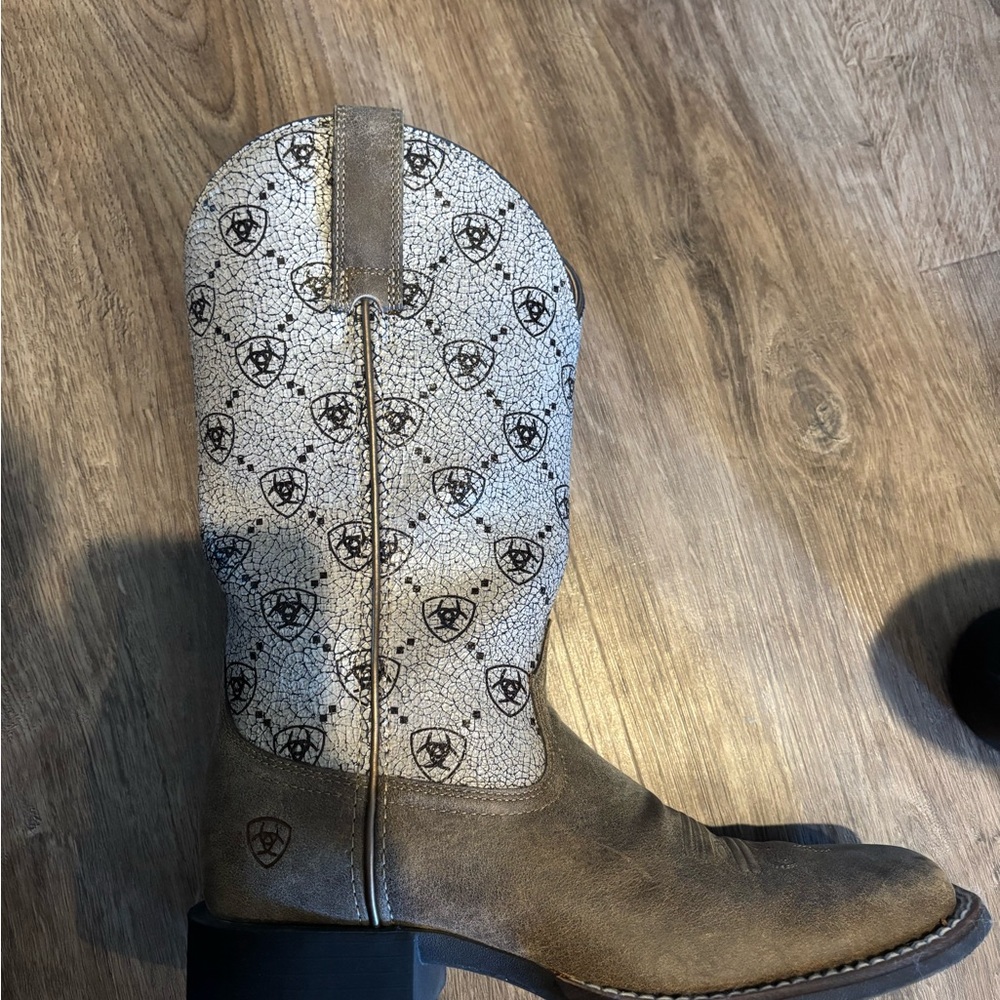 Ariat Brown and Cream Heeled Boots with Distressed Leather